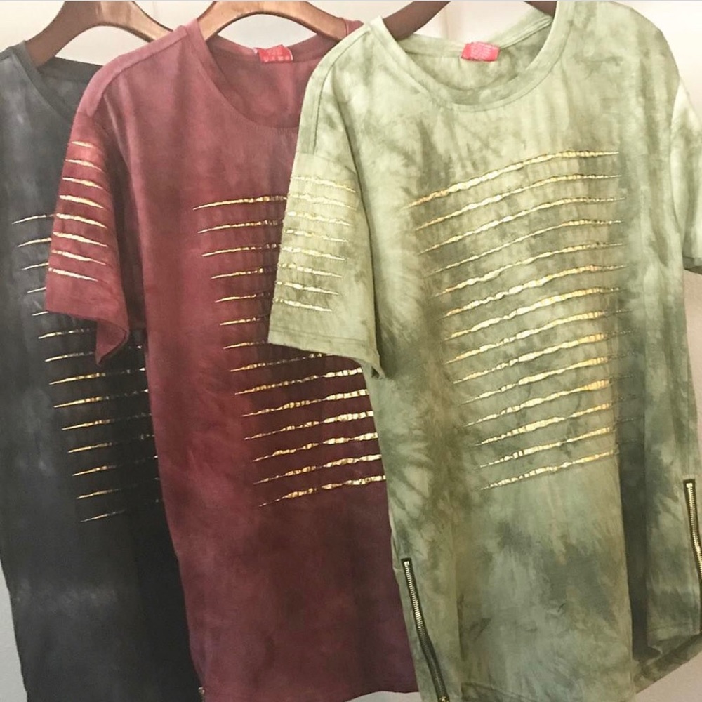 T-shirts - Picture 2 of 8